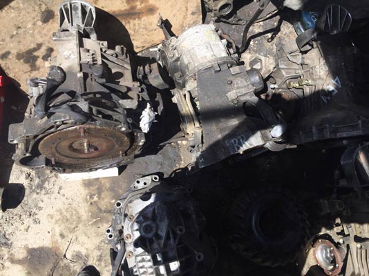 AUDİ ÇIKMA YEDEK PARÇA- AUDİ 100-B4 OTOMATİK ŞANZIMAN (16)